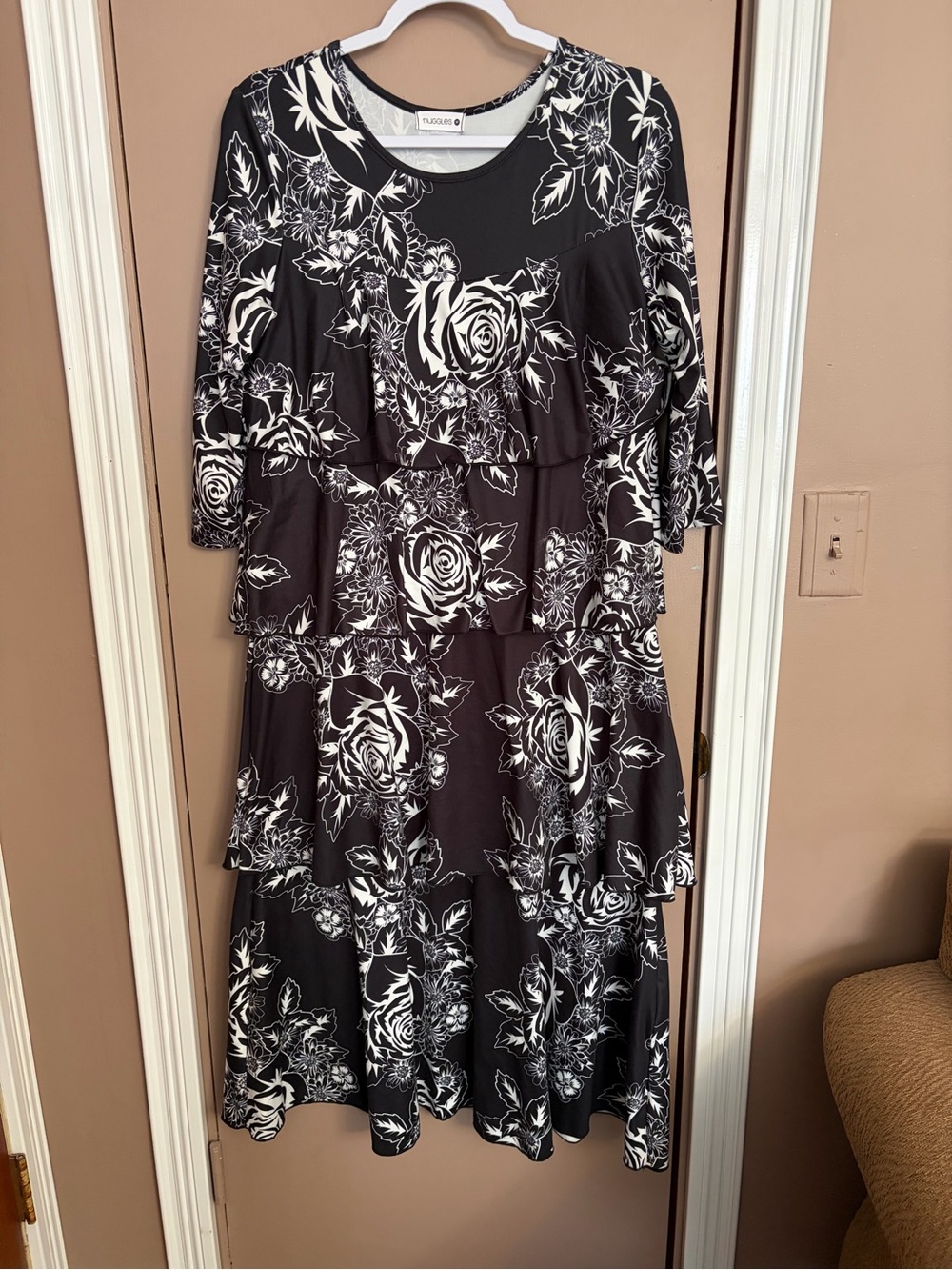 Black & White Floral Tiered Long-Sleeve Dress